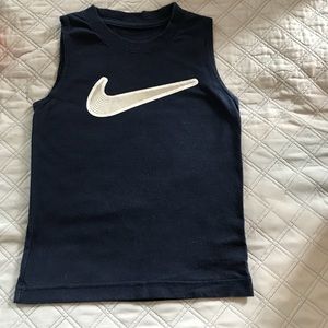 Boys Nike tank 4T